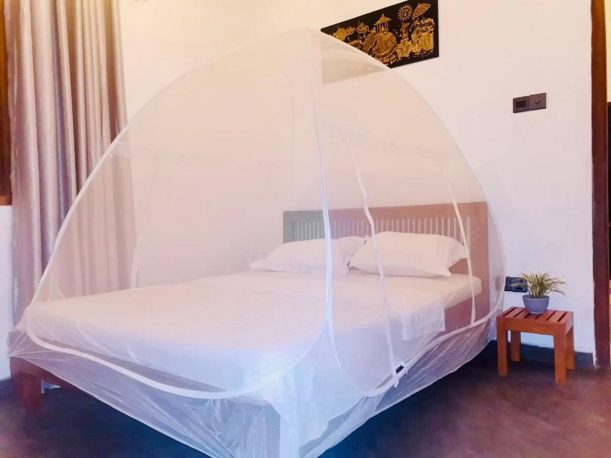 Nilupul Villa Амбалангода Экстерьер фото